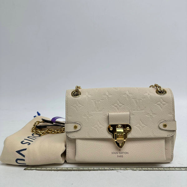 【TikTok Livestream】Louis Vuitton/LV Vavin BB Empreinte Cream Crossbody