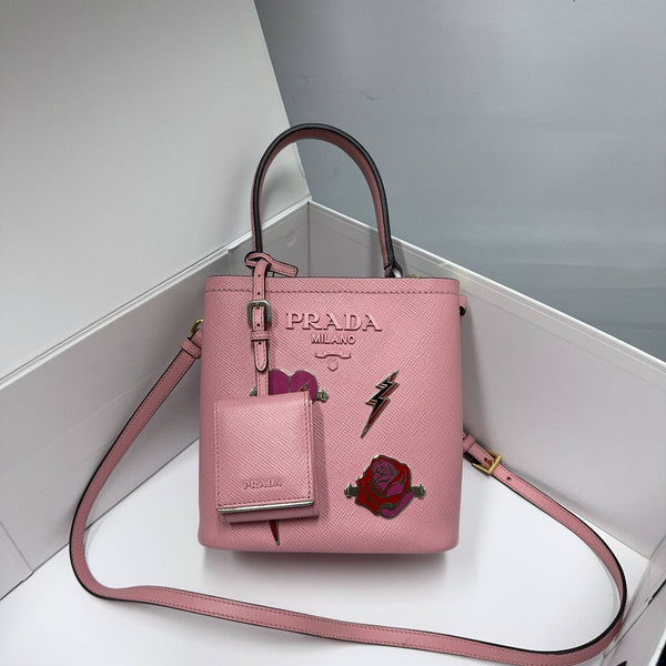 【TikTok Livestream】Prada Panier Small Embellished Bucket Pink CPU0401