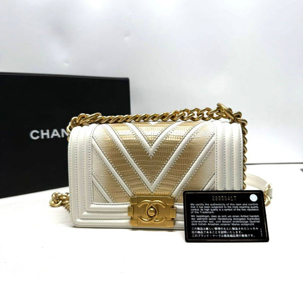Chanel/CC Le Boy Small Chevron Flap White/Gold CPU0509