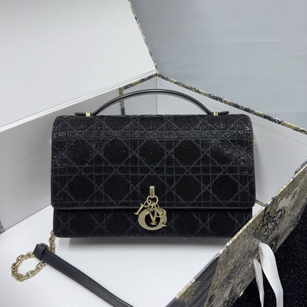 【TikTok Livestream】Dior/CD MyDior Top Handle Microbead Embroidered Black CPU0311