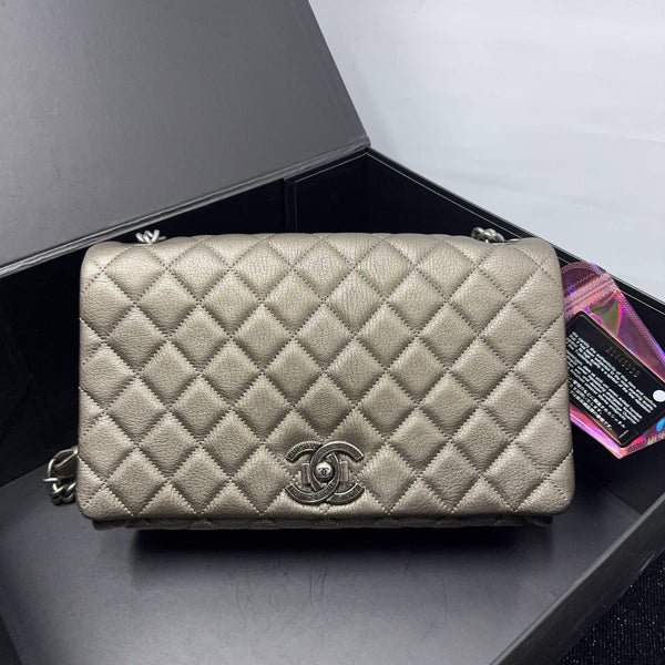 Chanel/CC City Rock Large Flap Metallic Silver CPU0303