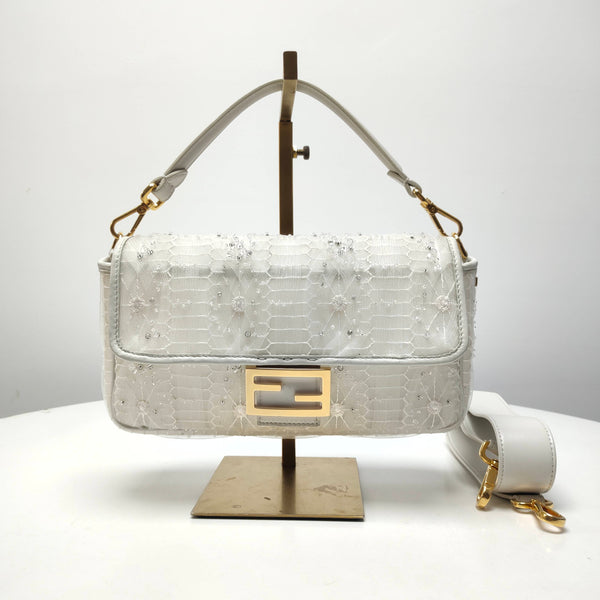 【TikTok Livestream】Fendi Baguette Medium White CPU0418